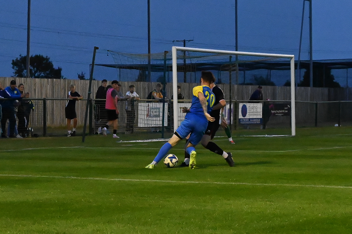 Royal Wootton Bassett Town v Lydney Town Emirates FA Cup 