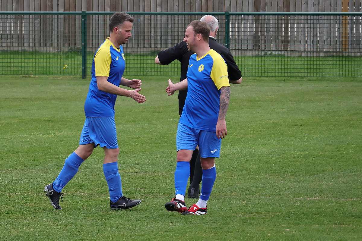 Royal Wootton Bassett Town Over 35s v RAF FA Veterans 