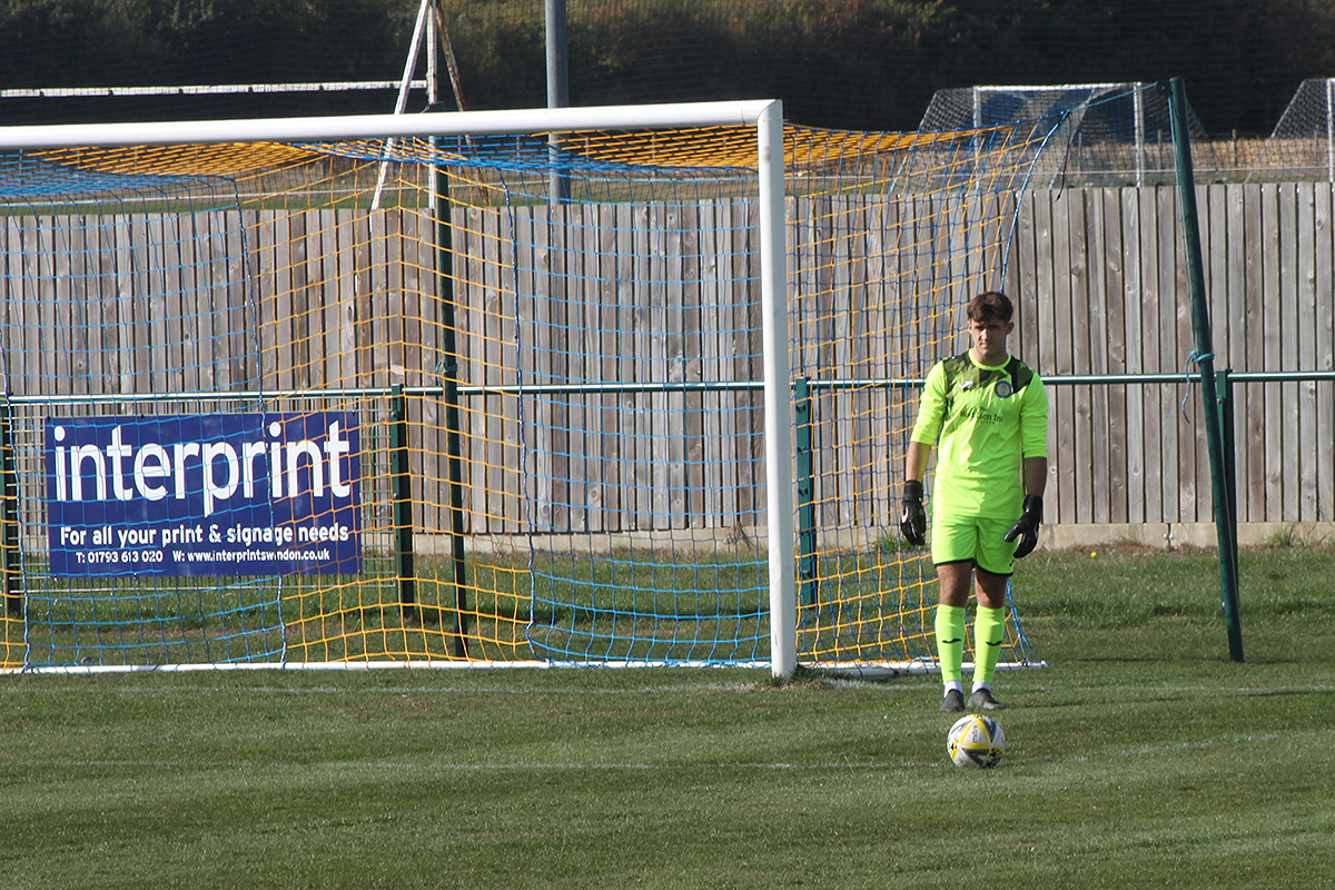 Royal Wootton Bassett Town Development v Stratton Juniors 