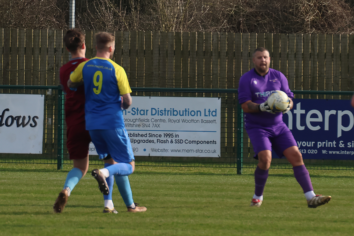 Royal Wootton Bassett Town Development v Shrivenham 