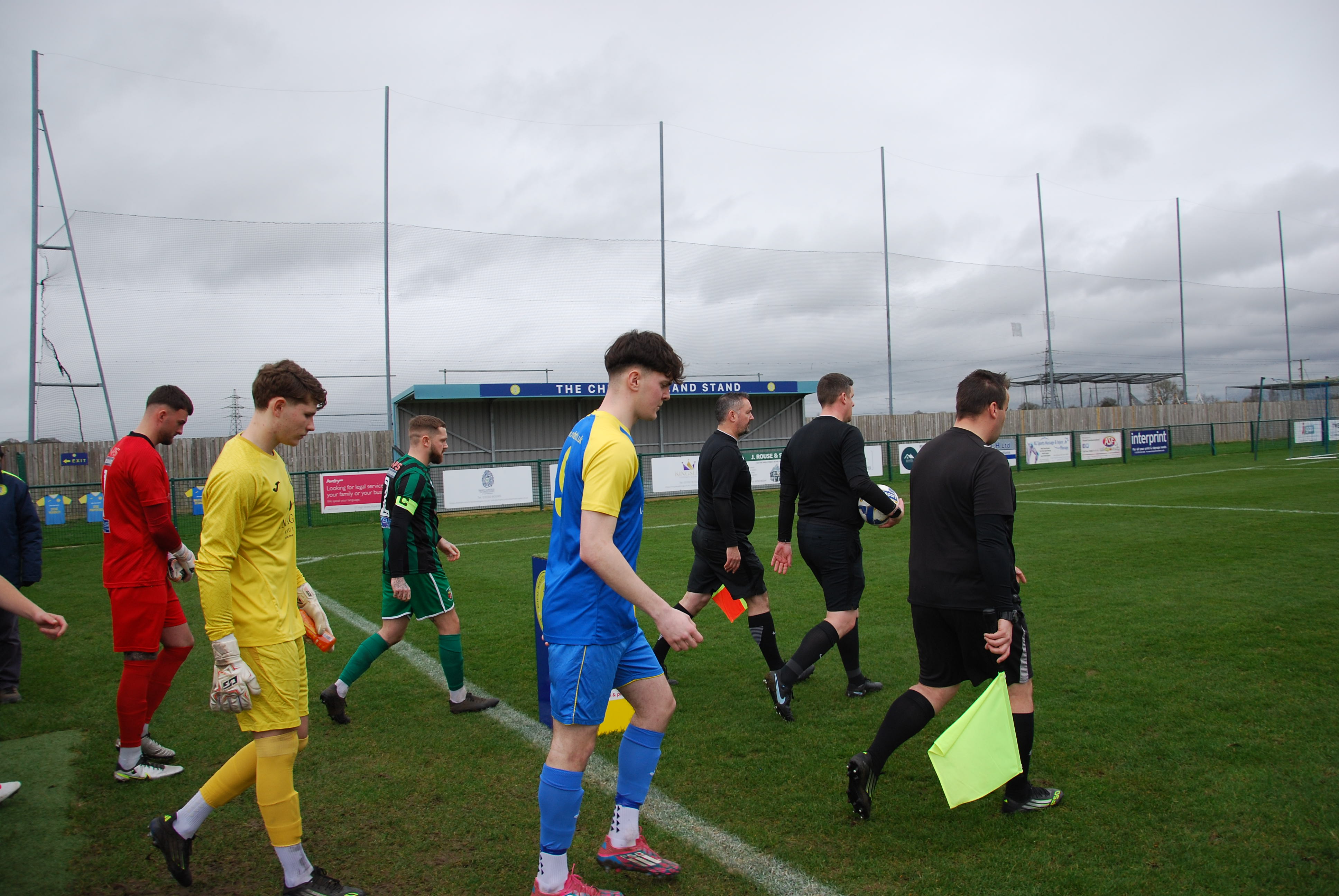 Royal Wootton Bassett Town v Cinderford Town Credit: Leo Robinson.