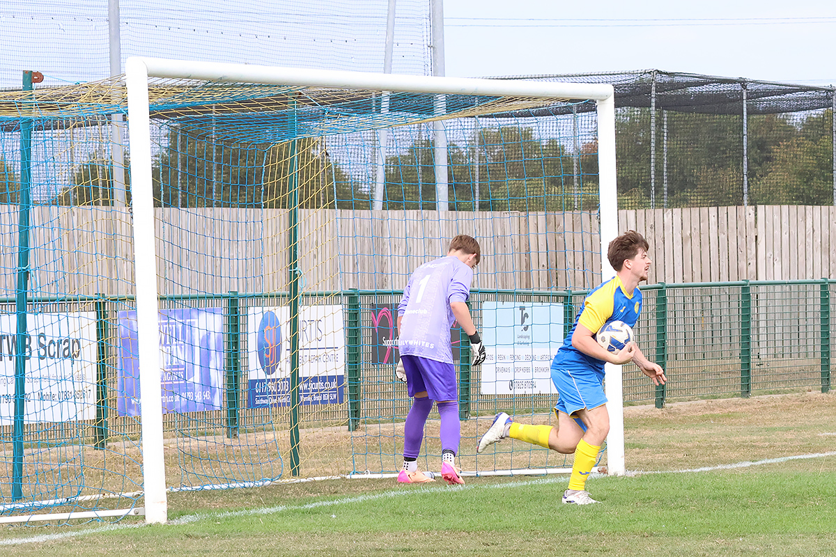 Royal Wootton Bassett Town Development v Calne Town Reserves 