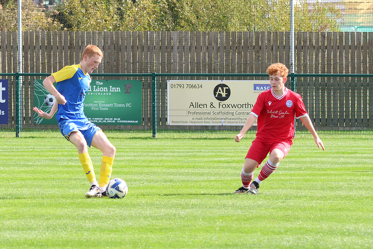 Royal Wootton Bassett Town Development v Swindon Supermarine Development 