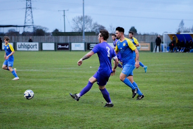 Royal Wootton Bassett Town v Pershore Town Credit: Mason Leffers.