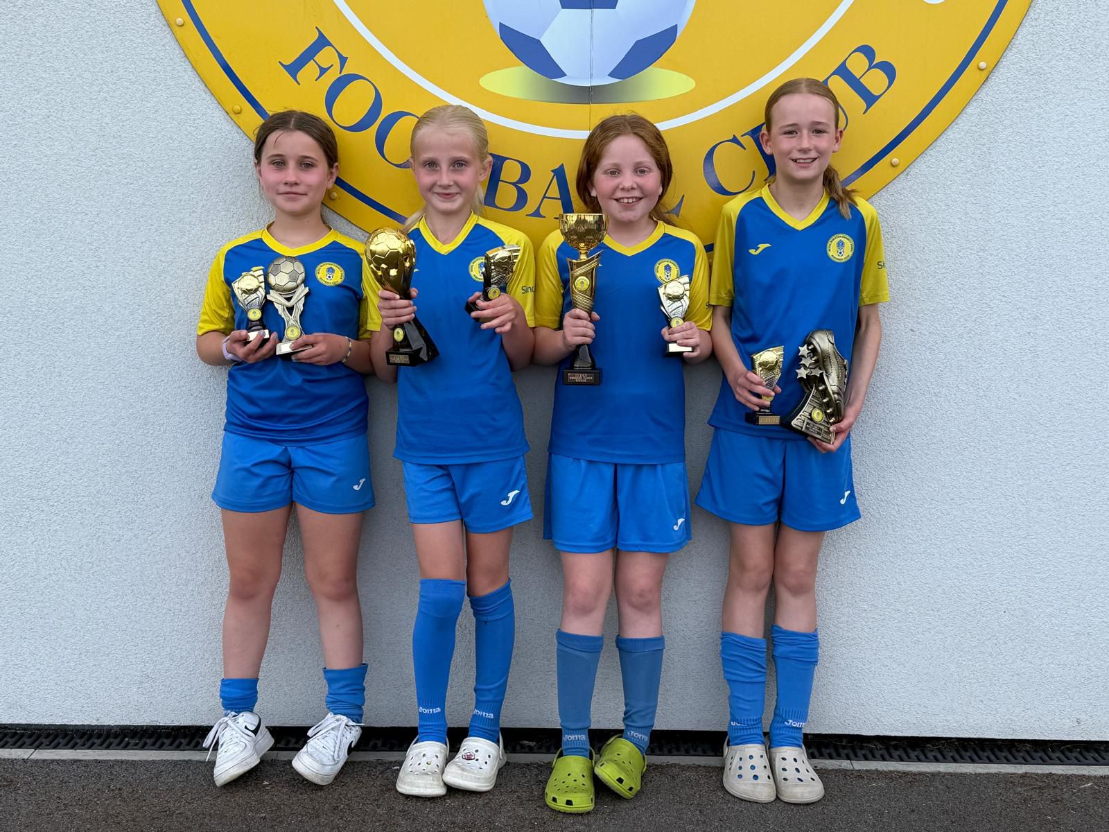 Girls’ Section Presentation Winners Girls’ Section Presentation Winners ()