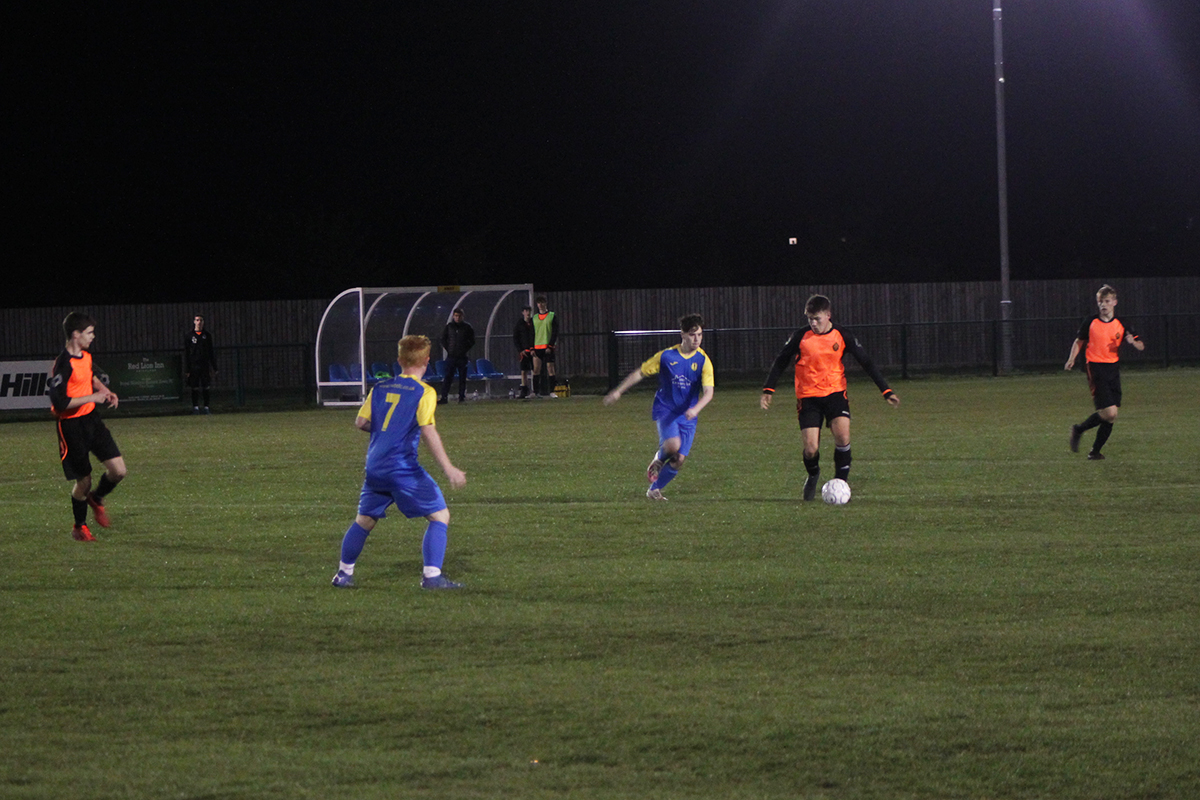 Royal Wootton Bassett Town Under 18 v Kintbury Rangers 