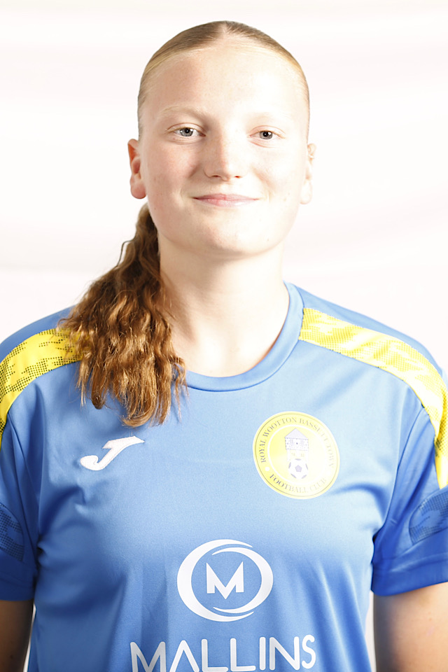 Alana Couling Headshot