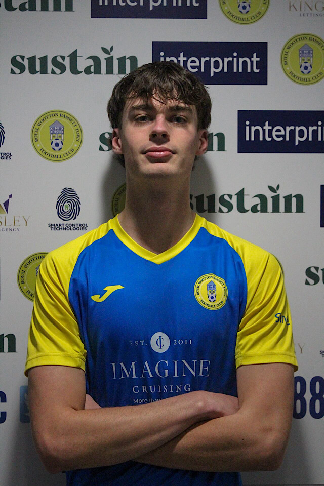 Gabriel Reivers Headshot