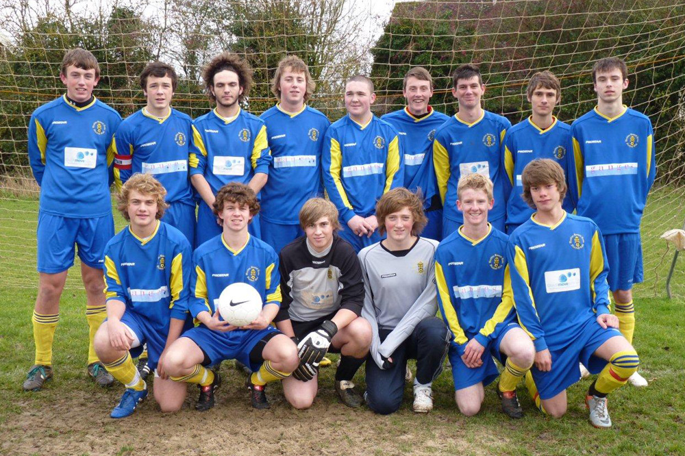 Under 18 2010/2011 Team Photo