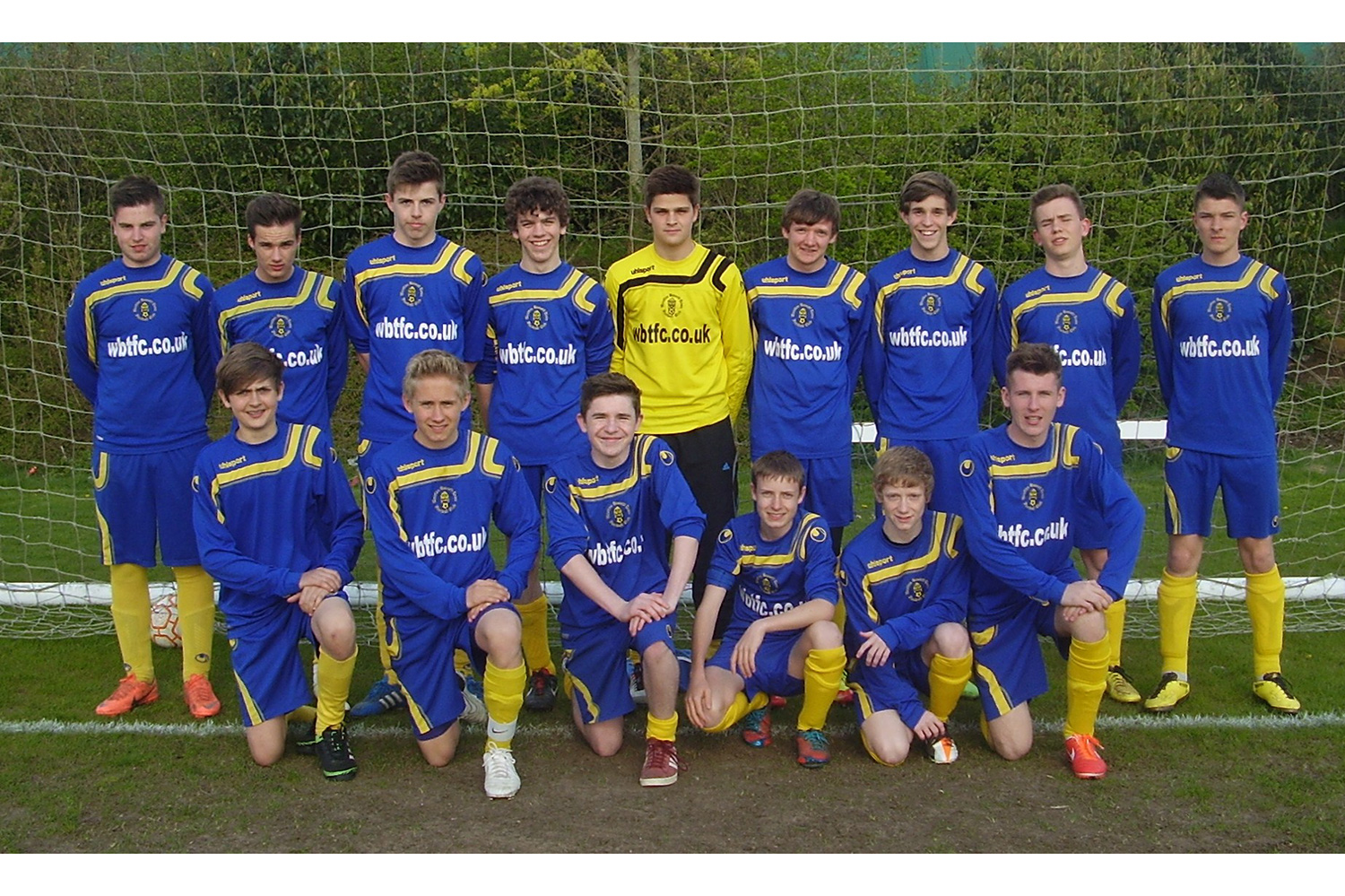 Under 16 Yellow Team Photo