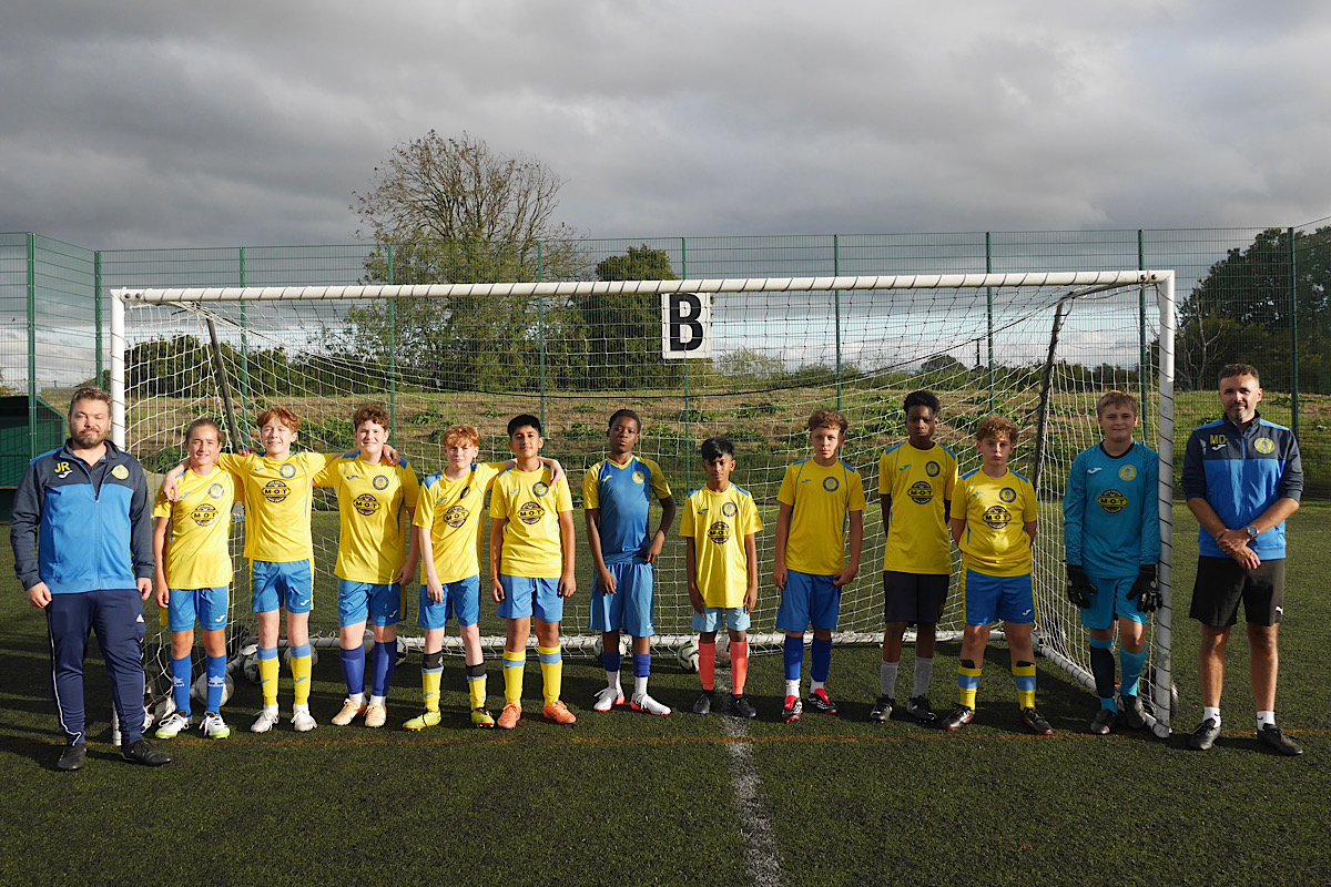 Under 13 Yellow Team Photo