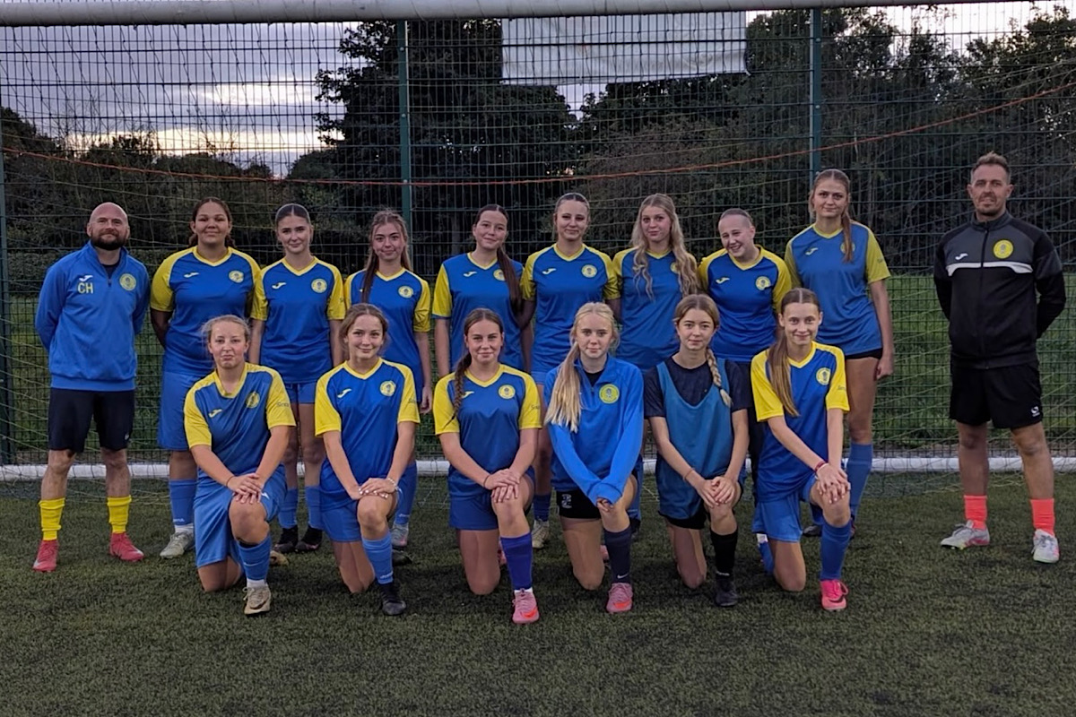 Under 17 Girls Team Photo